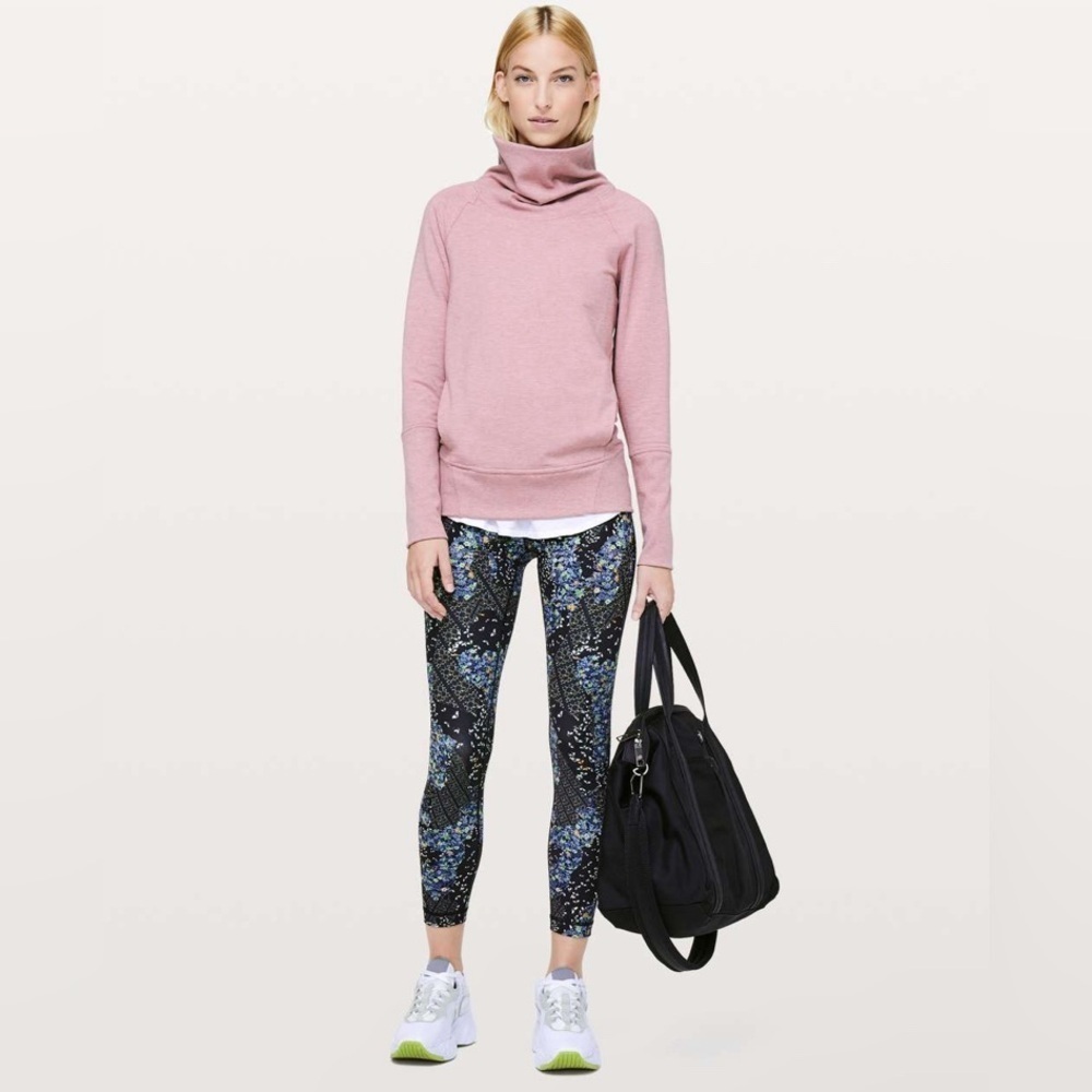 Lululemon High Lines Pullover
Heathered Vintage Mauve